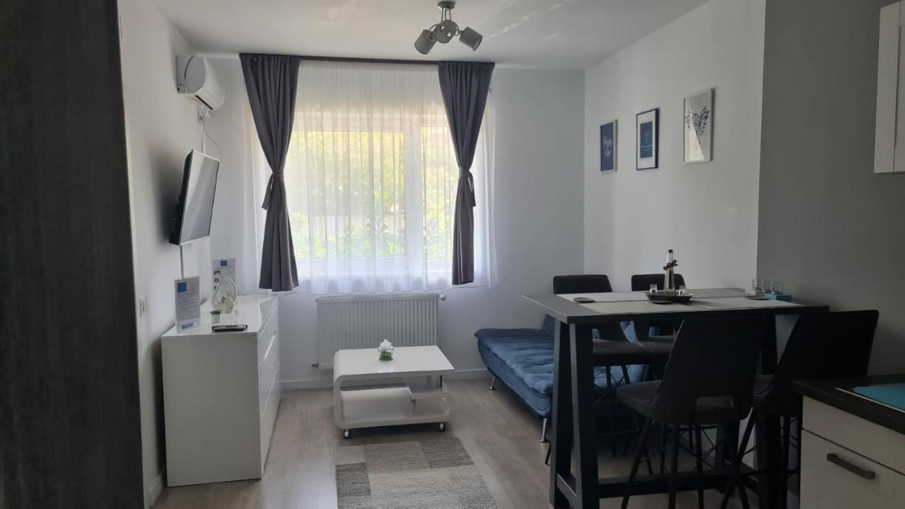 Phoenix Luxury Apartment 拉迪亚 外观 照片
